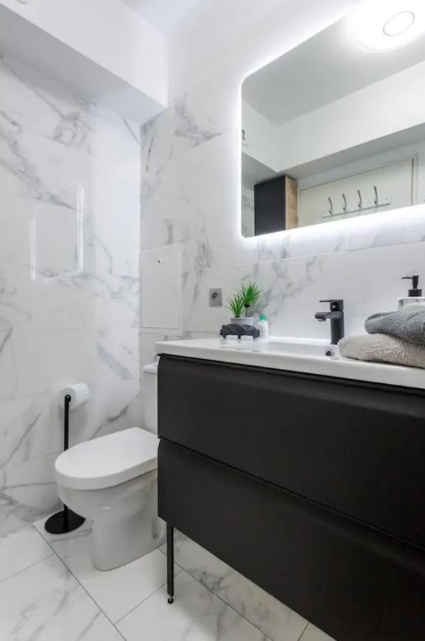 Beautiful Modern Fully Furnished Studio Levallois-Perret Dış mekan fotoğraf