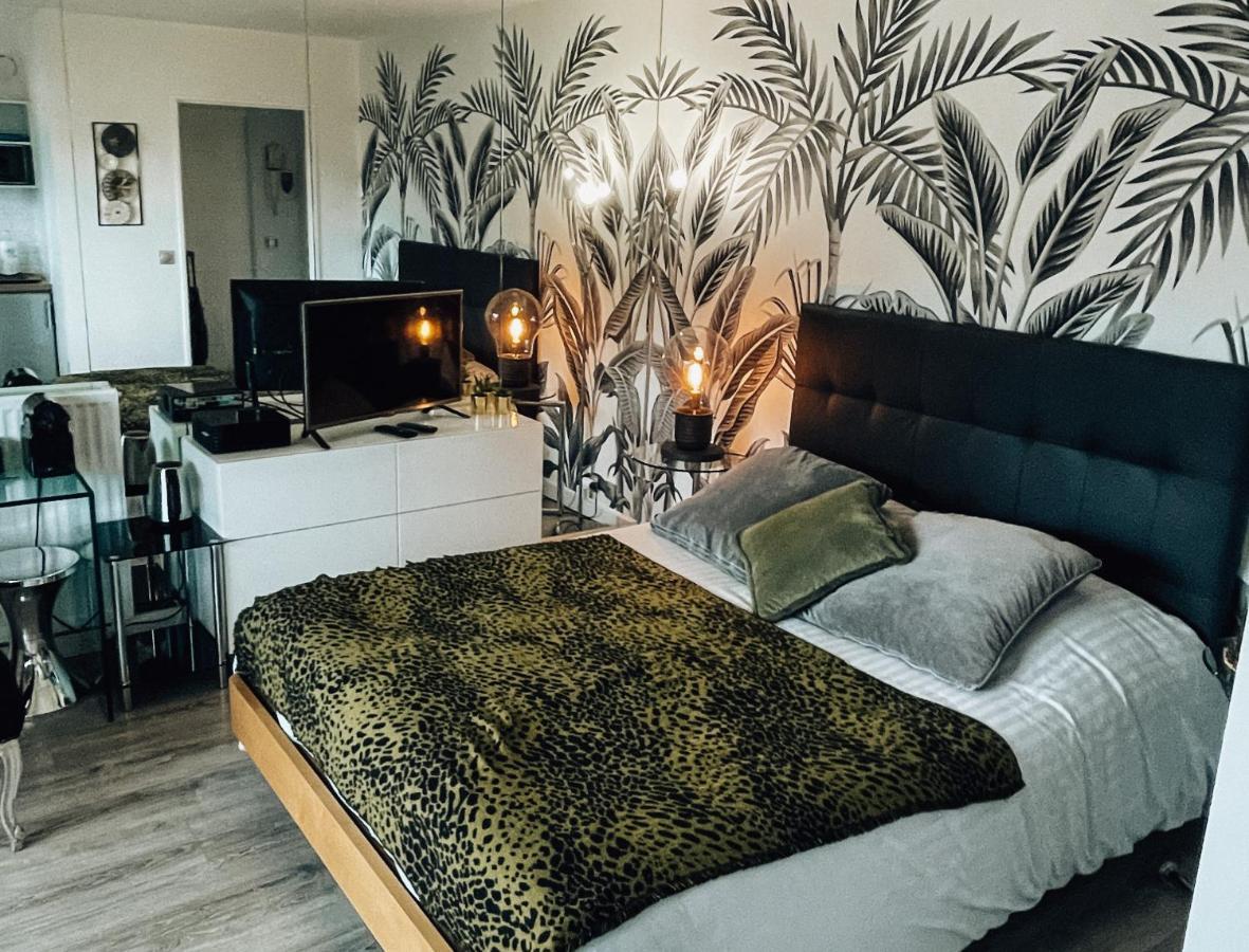 Beautiful Modern Fully Furnished Studio Levallois-Perret Dış mekan fotoğraf
