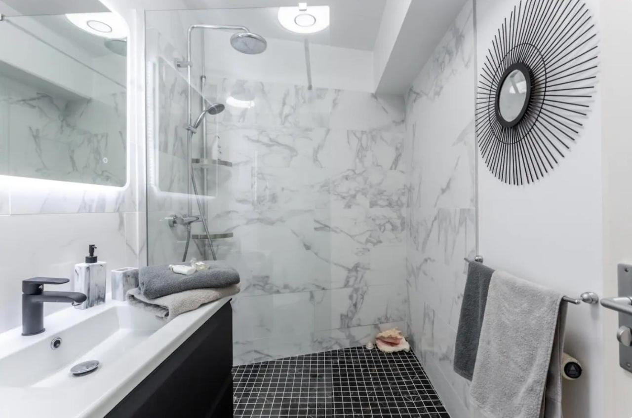 Beautiful Modern Fully Furnished Studio Levallois-Perret Dış mekan fotoğraf
